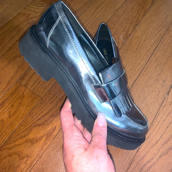 🤍 NEW! Metallic Stand Out Nine West Stacked Loafers - Picture 6 of 8